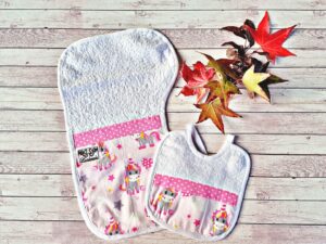set allattamento mamma bambino fatto a mano