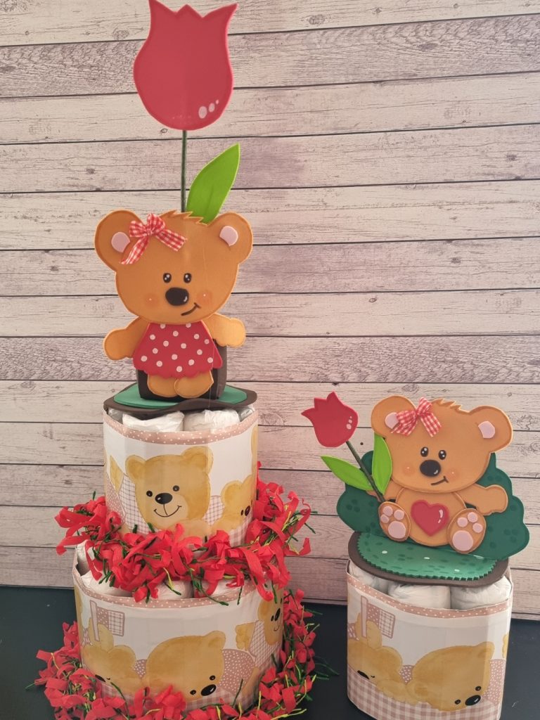 torte pannolini Vicenza Italia composizioni idee regalo personalizzato nascita bambino bambina bimbi bimbe silvia mogentale fatto a mano