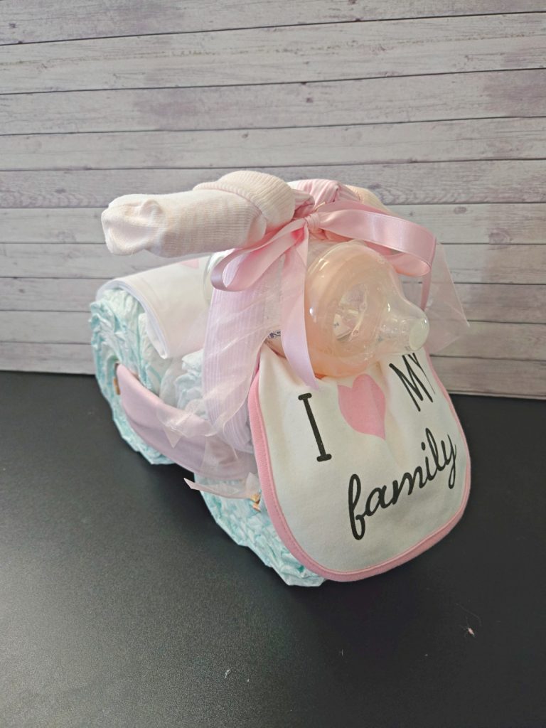torte pannolini Vicenza Italia composizioni originali idee regalo nascita fatto a mano personalizzato bambino bambina bimbi bimbe silvia mogentale