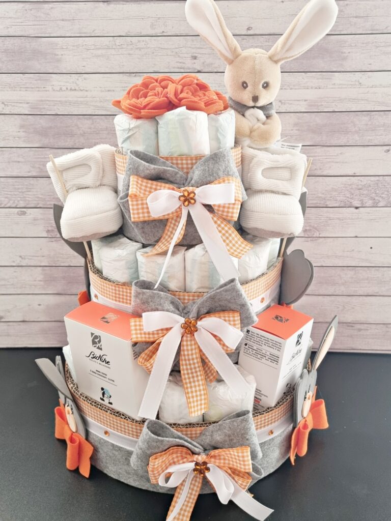 torte pannolini Vicenza Italia composizioni originali idee regalo nascita fatto a mano personalizzato bambino bambina bimbi bimbe silvia mogentale