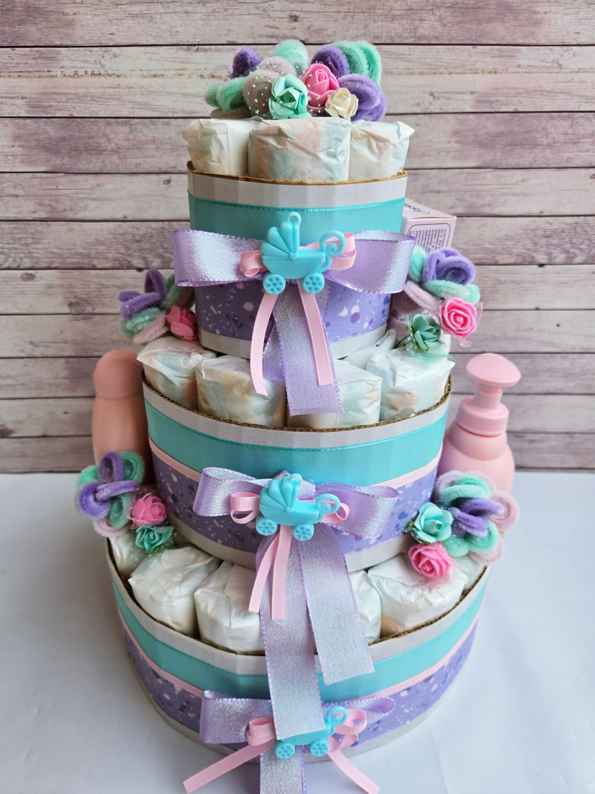 torte pannolini Vicenza Italia composizioni originali idee regalo nascita fatto a mano personalizzato bambino bambina bimbi bimbe silvia mogentale