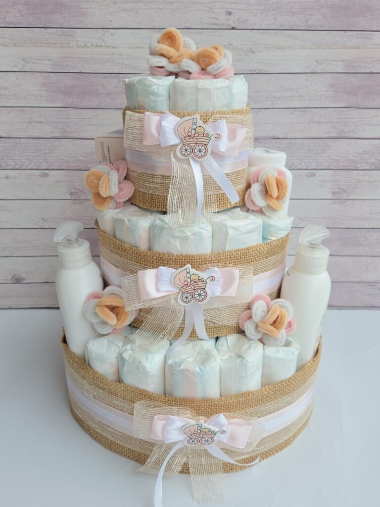 torte pannolini Vicenza Italia composizioni originali idee regalo nascita fatto a mano personalizzato bambino bambina bimbi bimbe silvia mogentale
