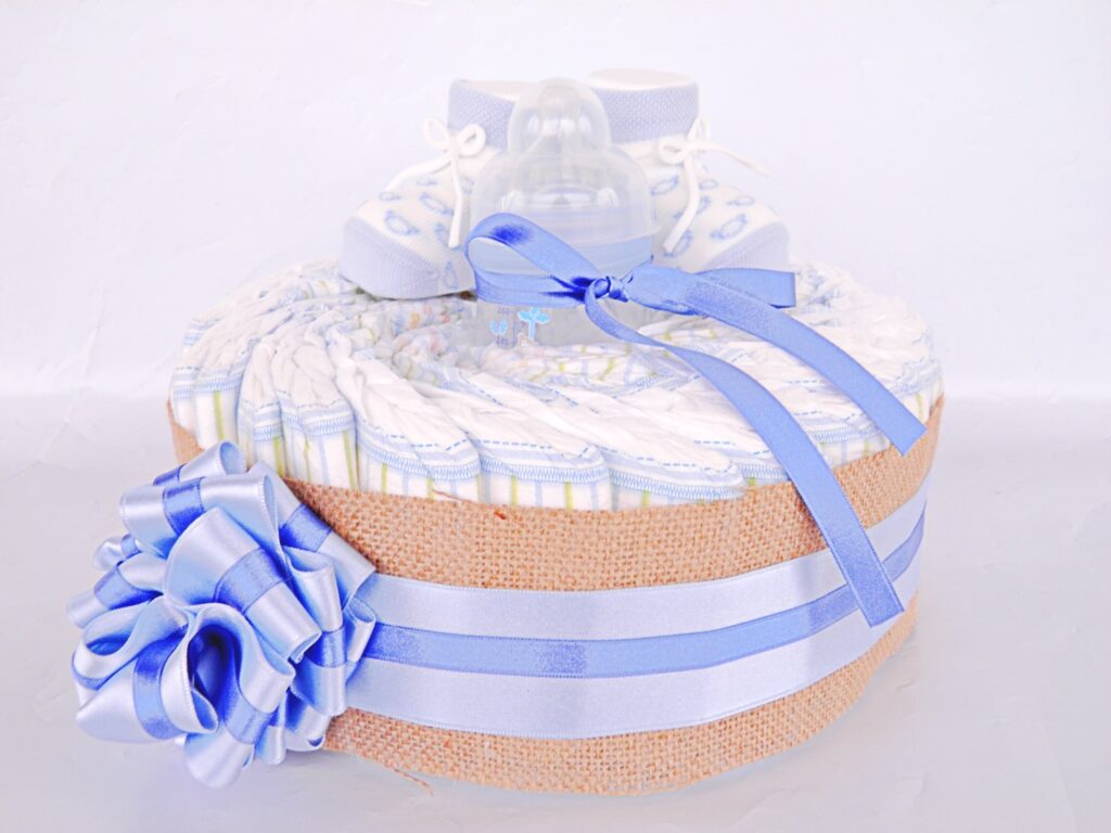 torte pannolini Vicenza Italia composizioni originali idee regalo nascita fatto a mano personalizzato bambino bambina bimbi bimbe silvia mogentale